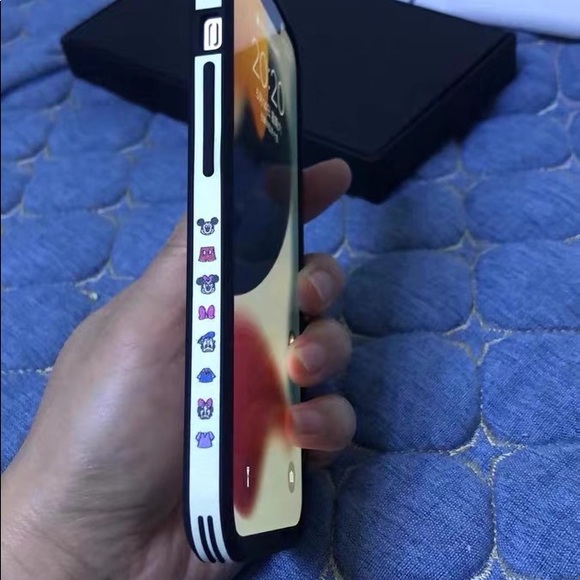 Mickey Mouse Leather Embossed Case in White Color - Picture 8 of 11